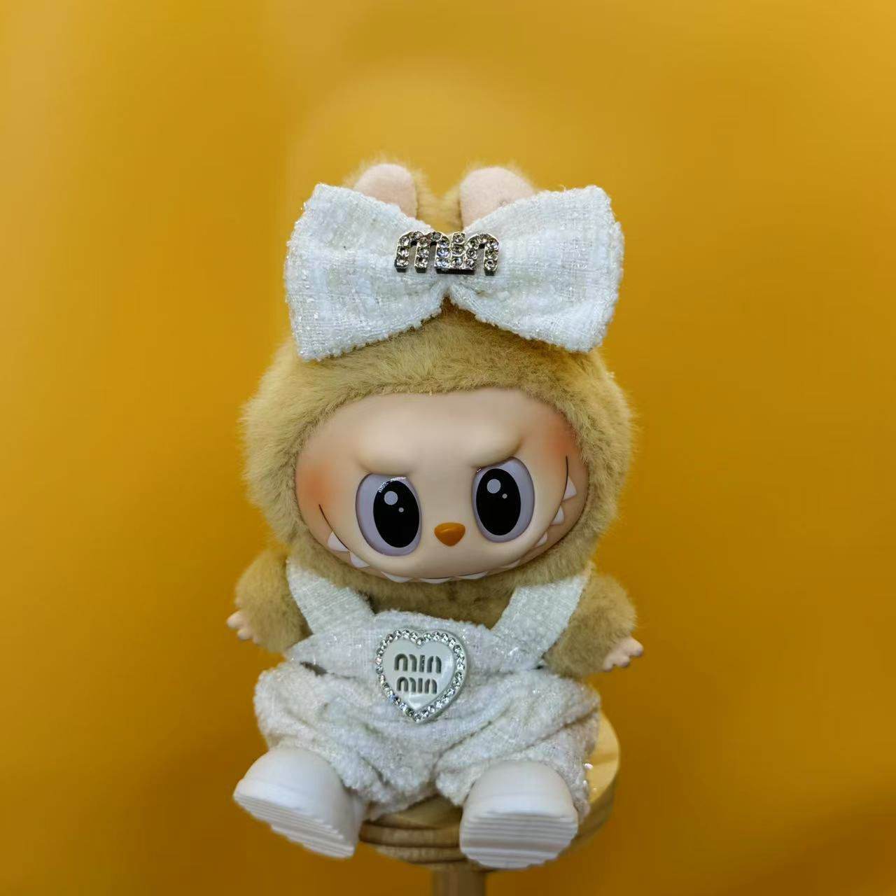 labubu-outfit-mini-miu-moments-the-sugar-tweed-set-white-black-or-pink-fits-17cm-labubu-macron-have-a-seat-big-into-energy