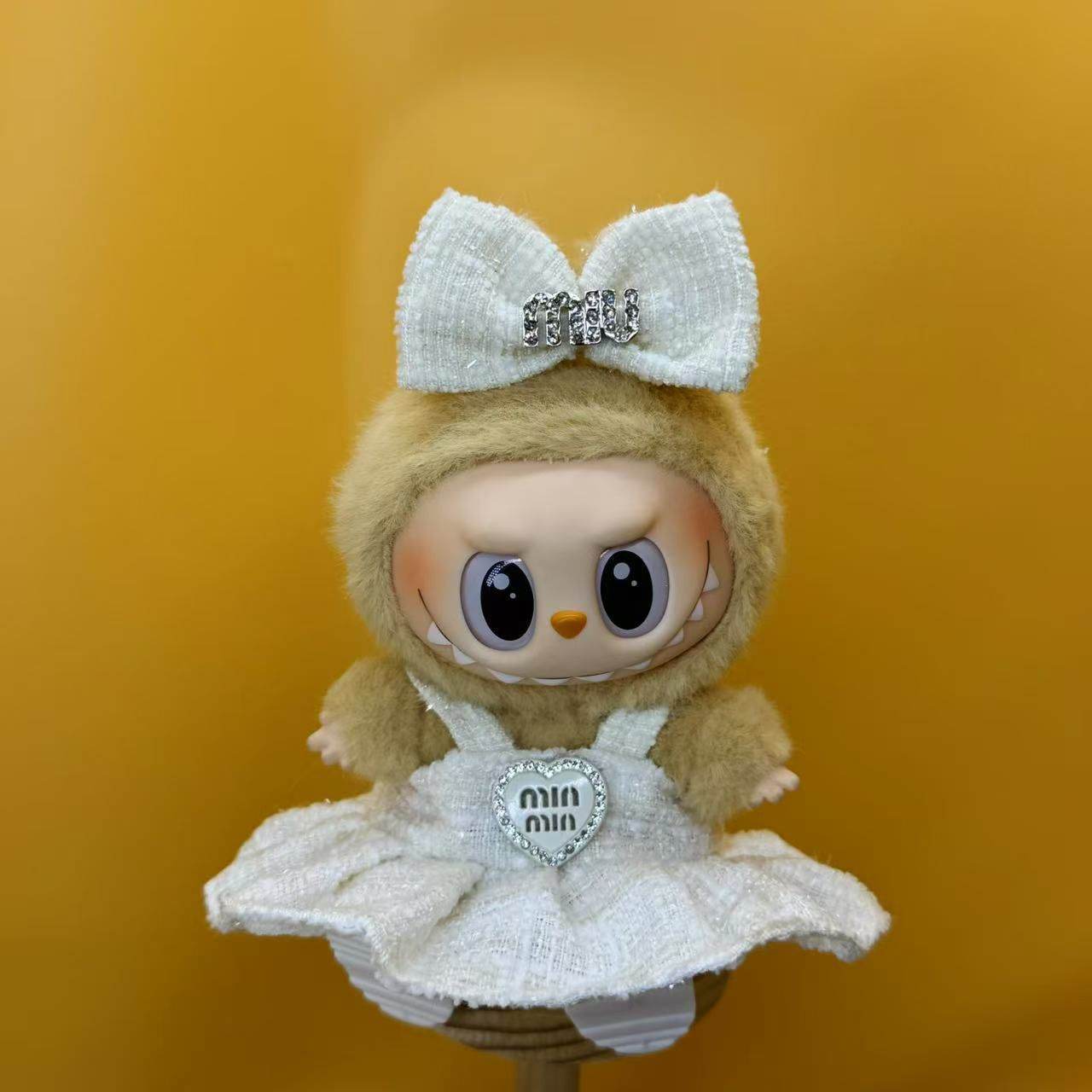 labubu-outfit-miu-mood-minis-couture-dress-edition-pink-diamond-noir-crystal-or-snowflake-fits-17cm-labubu-macron-have-a-seat-big-into-energy