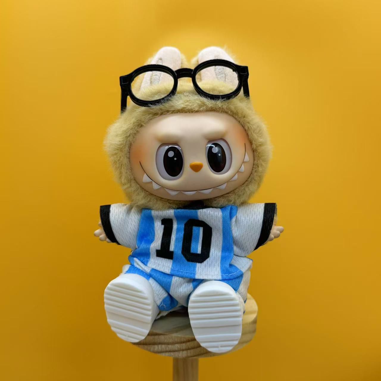Labubu Outfit – “Legends on Plush” All-Star Jersey Series (Fits 17cm Labubu Macron / Have a Seat / Big into Energy)