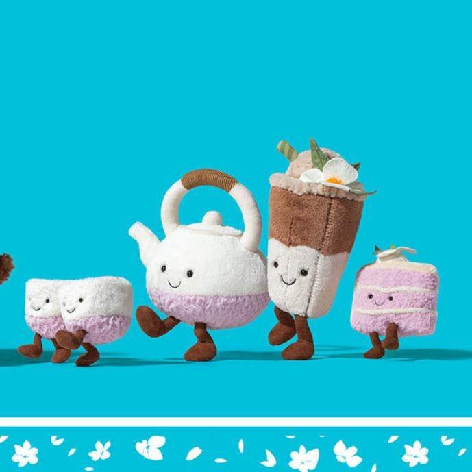 amuseables-titia-teapot