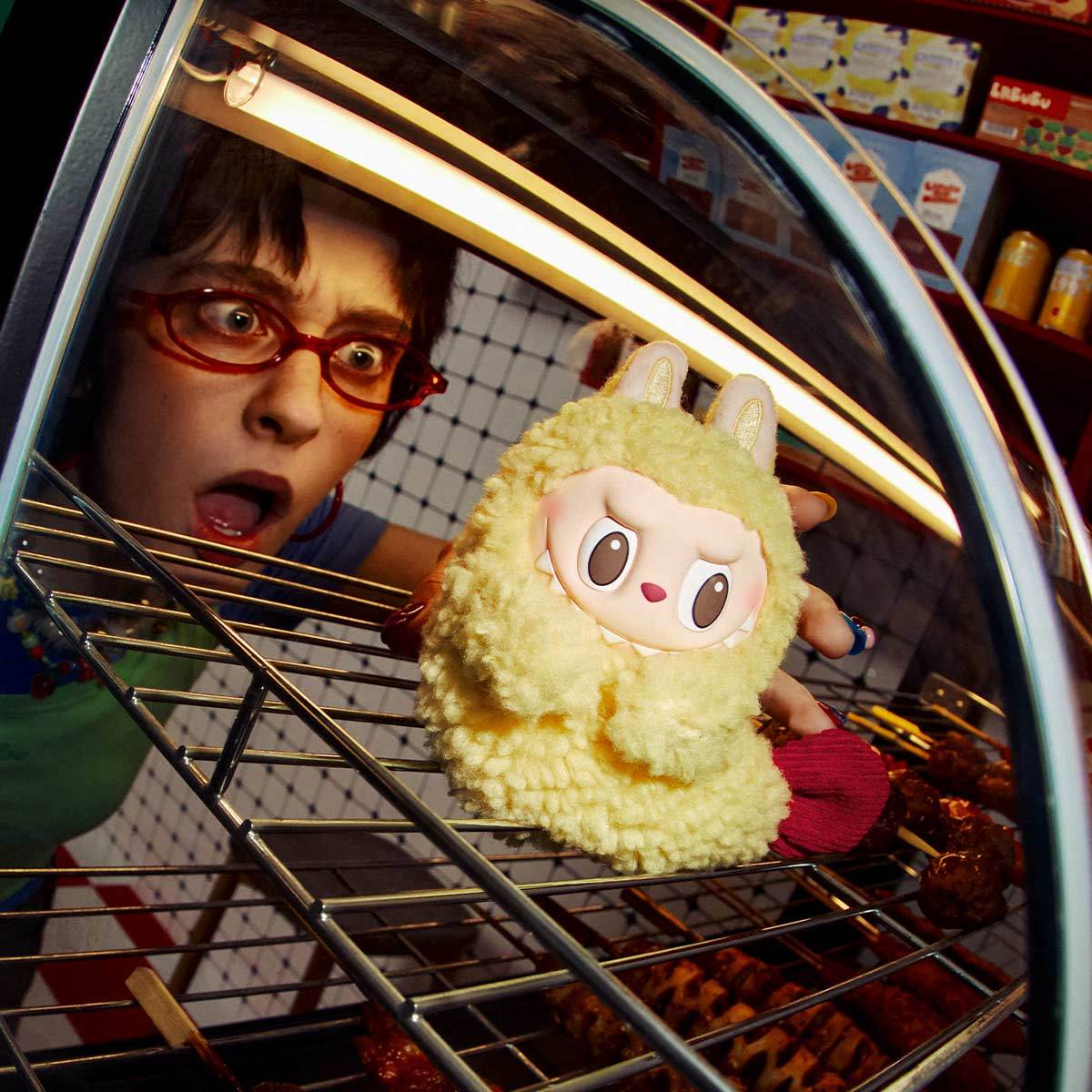 the-monsters-wacky-mart-series-earphone-case