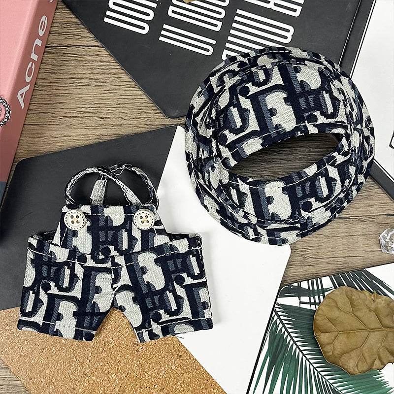 labubu-outfit-dior-street-monogram-fits-17cm-labubu-macaron-have-a-seat-big-into-energy