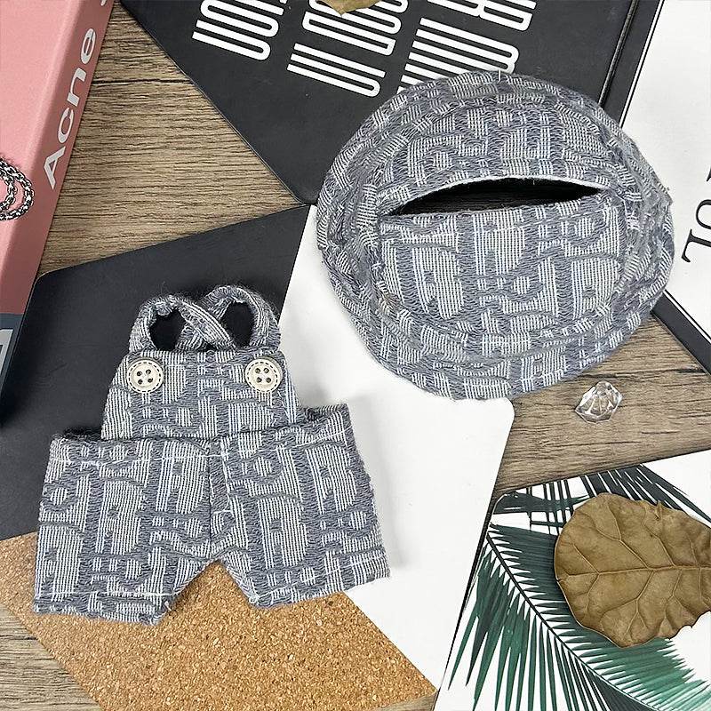 labubu-outfit-dior-street-monogram-fits-17cm-labubu-macaron-have-a-seat-big-into-energy