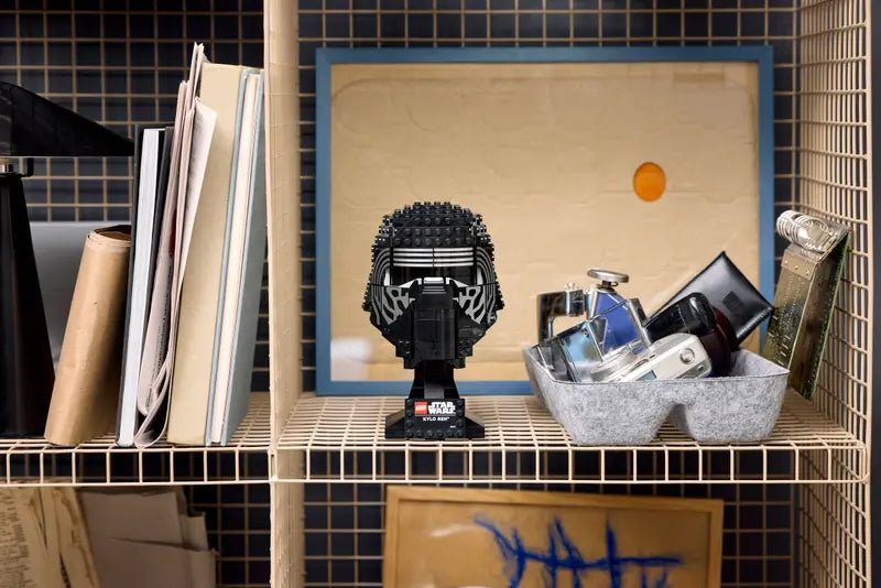 Star Wars: Kylo Ren Helmet 75415