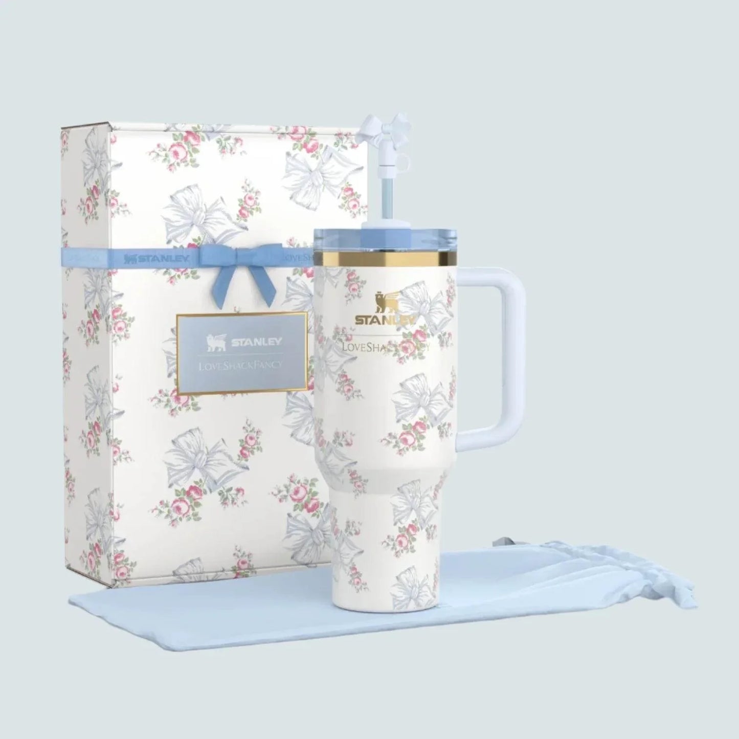 loveshackfancy-holiday-quencher-rosa-beaux-blue