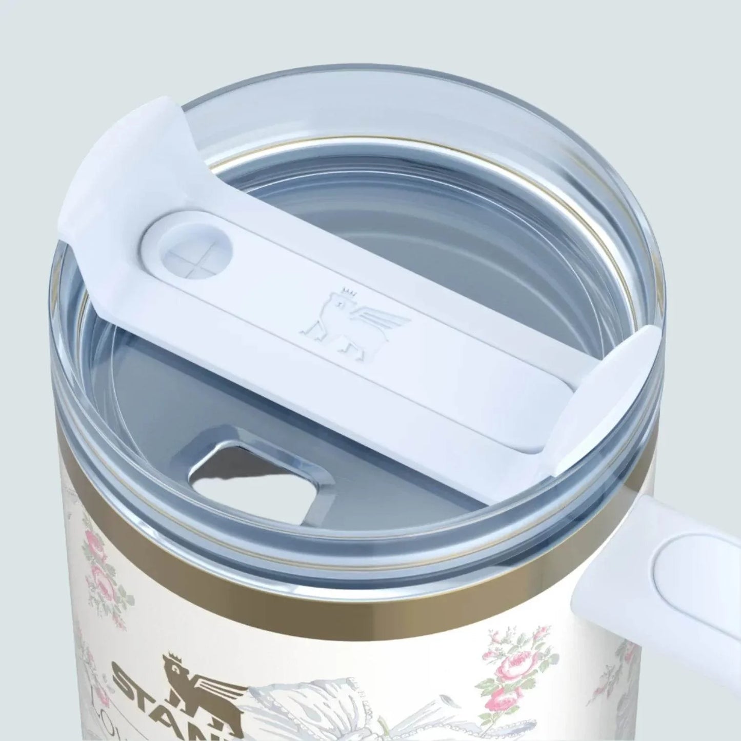 loveshackfancy-holiday-quencher-rosa-beaux-blue