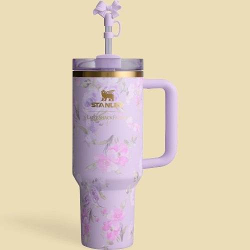 loveshackfancy-holiday-quencher-40-oz-happy-thoughts