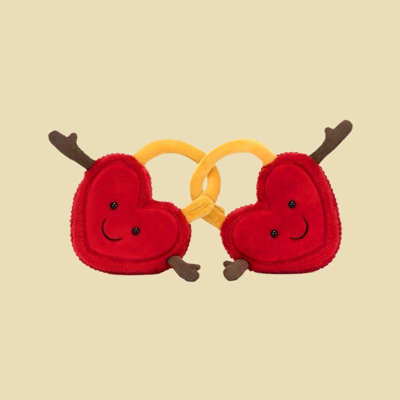 amuseables-val-tina-love-locks