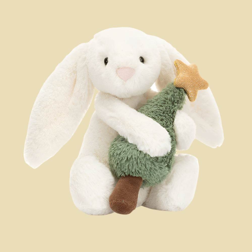 bashful-bunny-with-christmas-tree